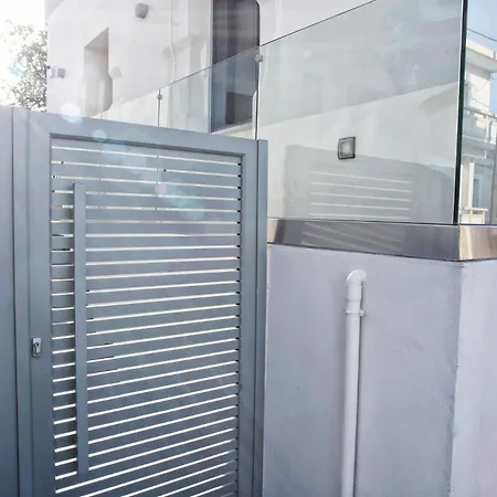 Serena Semesterbostad